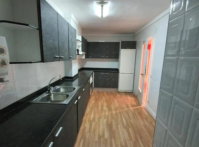 Nataixa Apartman Roses